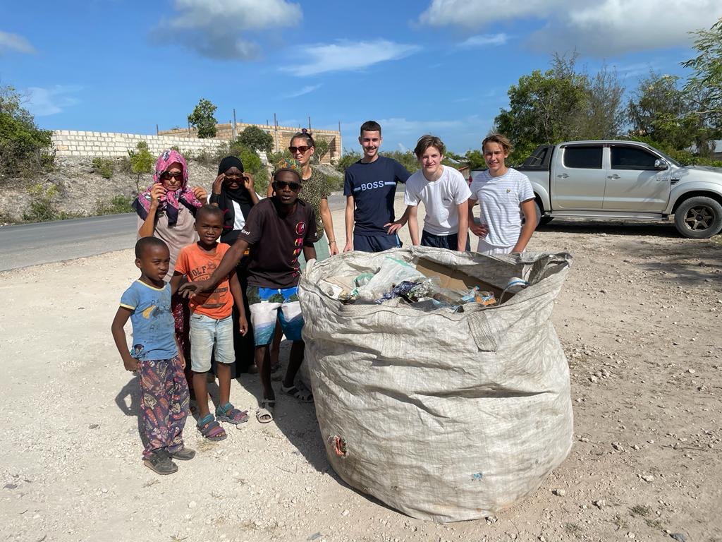 Beach Clean Up Zanzibar